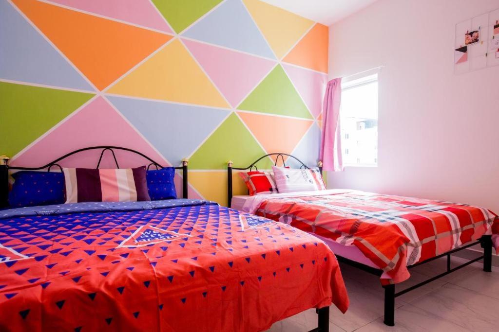 Icolor Home & Stay Ch6 Tanah Rata Exterior photo