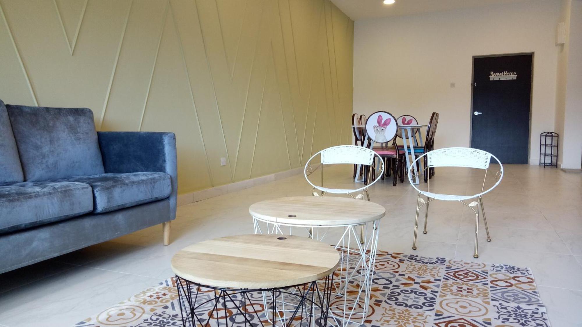 Icolor Home & Stay Ch6 Tanah Rata Exterior photo